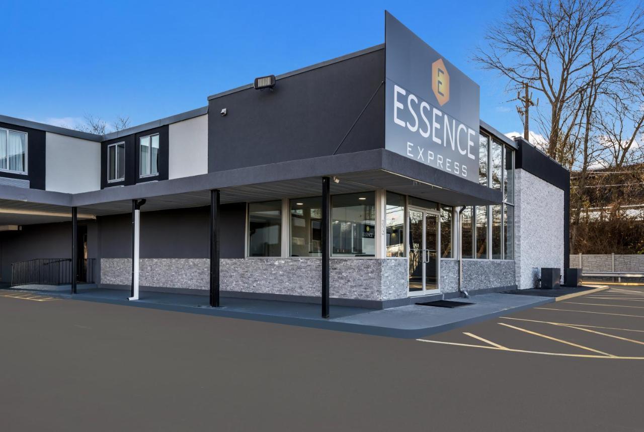 Essence Express Wayne Hotel Екстериор снимка