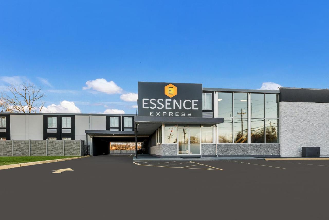 Essence Express Wayne Hotel Екстериор снимка